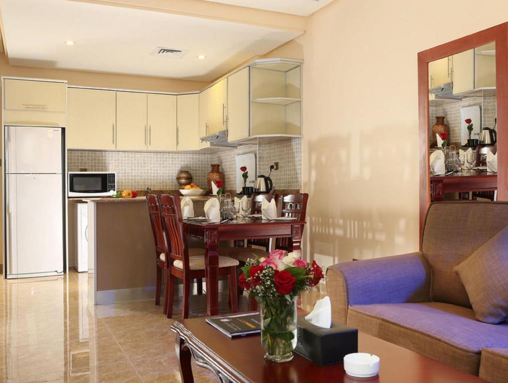 Best Western Plus Salmiya Kuwait City Eksteriør bilde